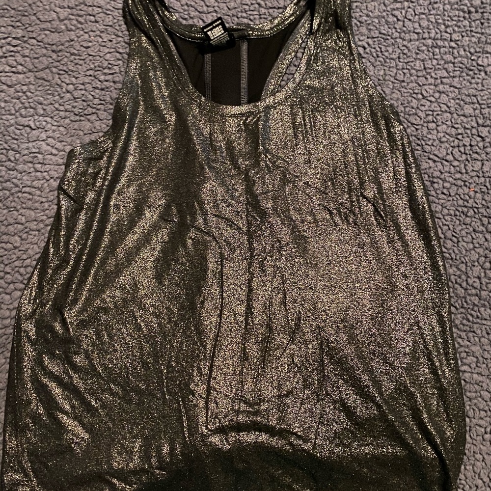 VS Sport tank top. Size large.